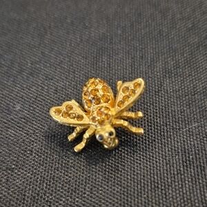Joan Rivers Vintage Rhinestone And Gold Bee Brooch